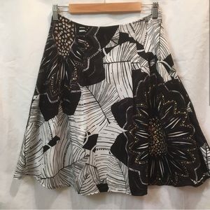 Black House White Market Skirt NWT Sz 4 📦